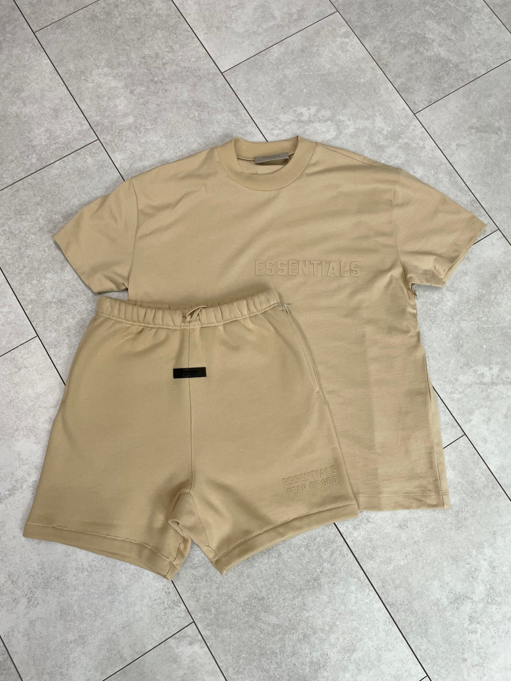 SS23 T-Shirt / Shorts / Set - Sand